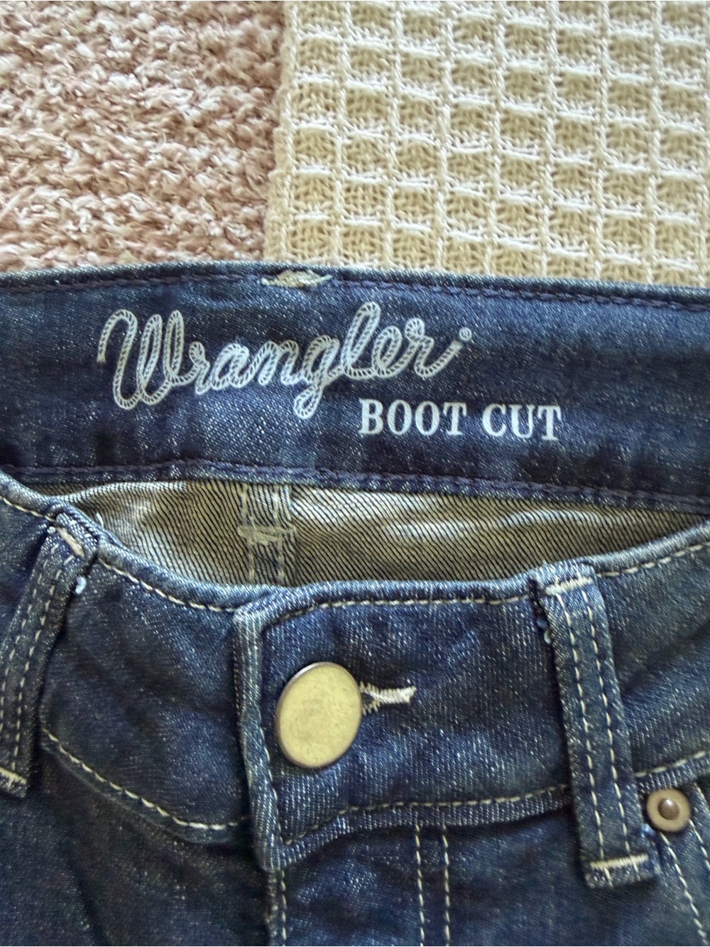 Wrangler Women’s Indigo Blue Boot Cut Jeans - Picture 4 of 15